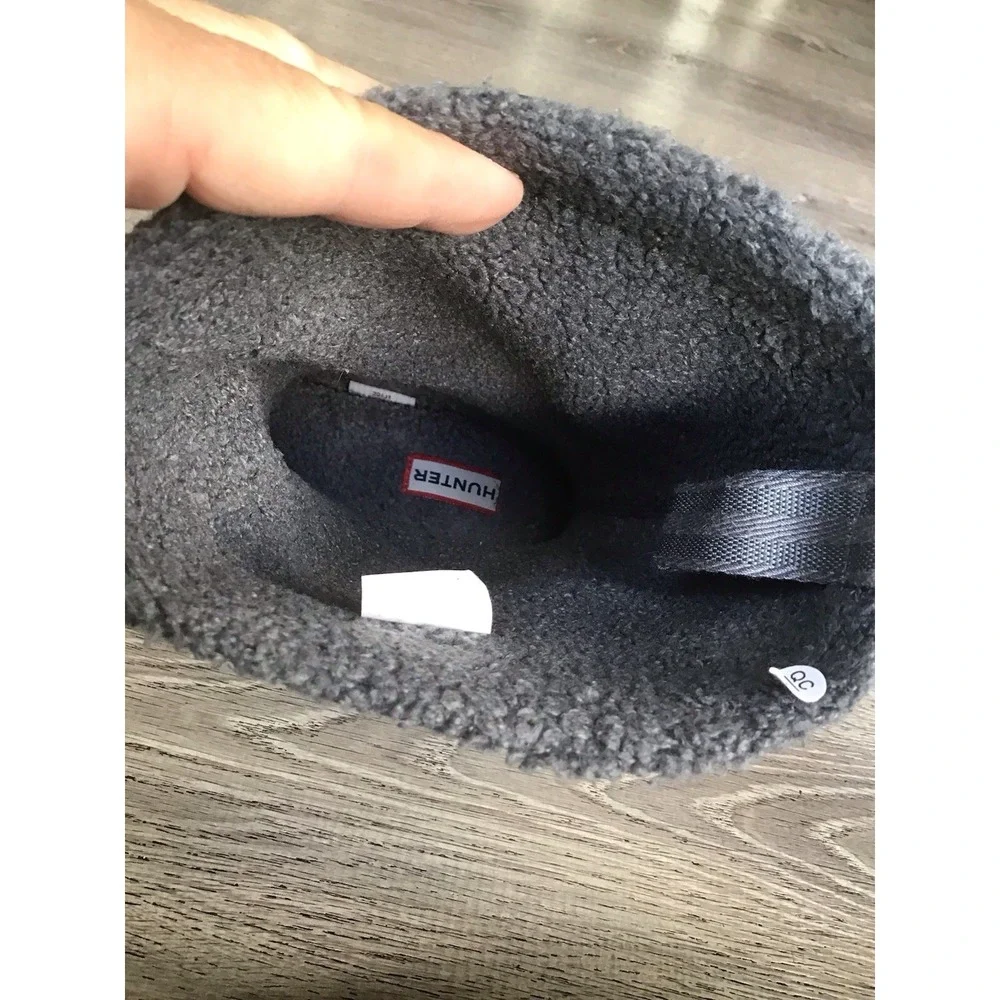 Hunter Women's Size 9 Original Roll Top Sherpa Lined Boot in Navy Blue